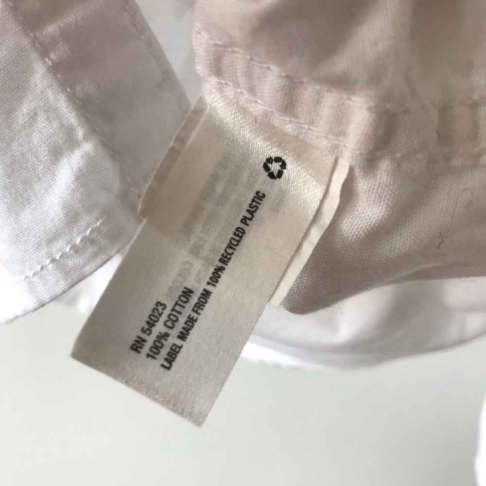 12-18 mo button down GAP - Picture 4 of 6